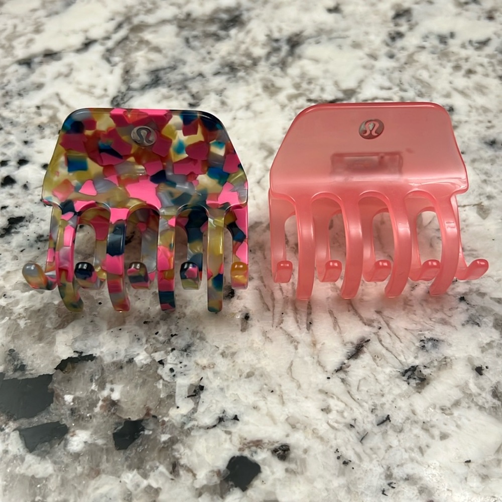Lululemon hair clips